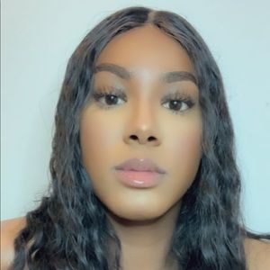 Meet your Posher, Alanna